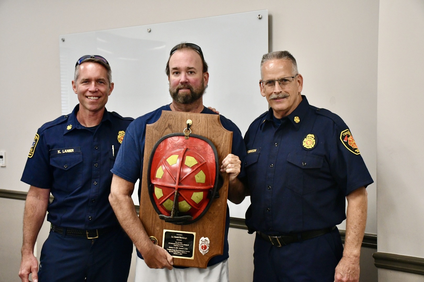 Lt. Burnaugh Honored at Retirement Ceremony After Nearly Two Decades of Service